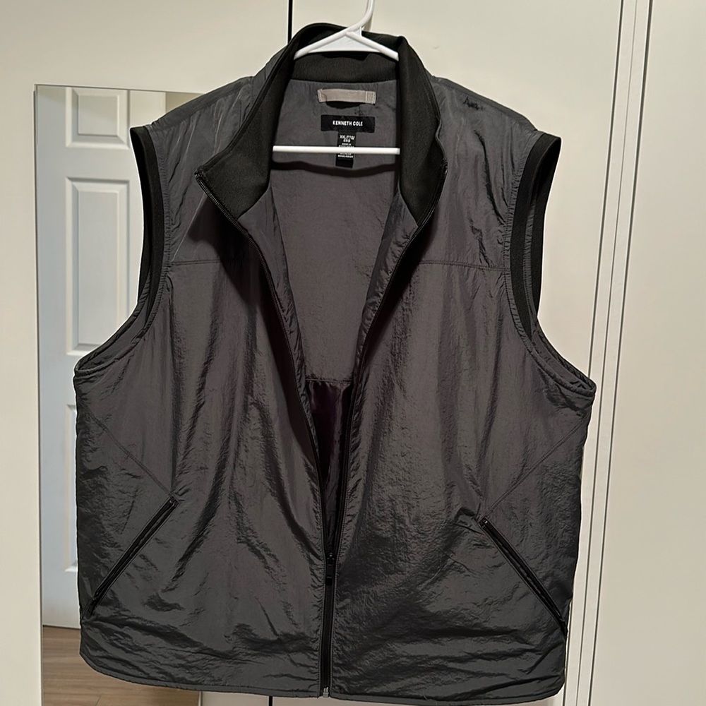 Men’s Kenneth Cole lightweight vest XXL